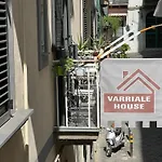 Varriale House